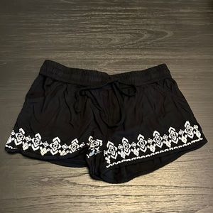 Derek heart small shorts
